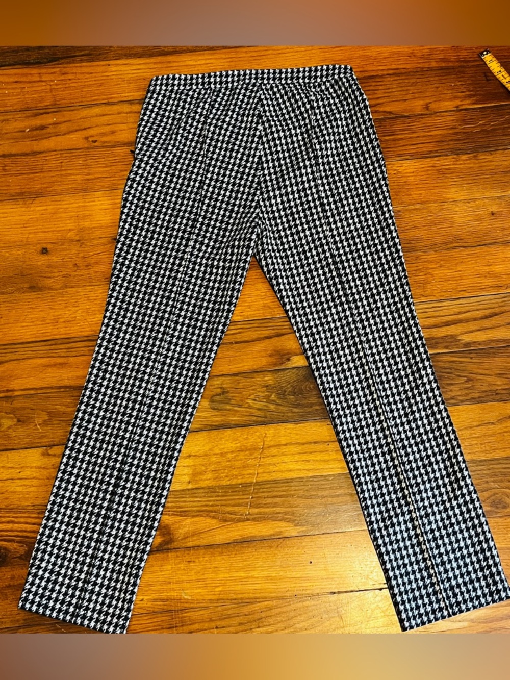 Michael Kors Black and White Houndstooth Pants - Picture 2 of 9